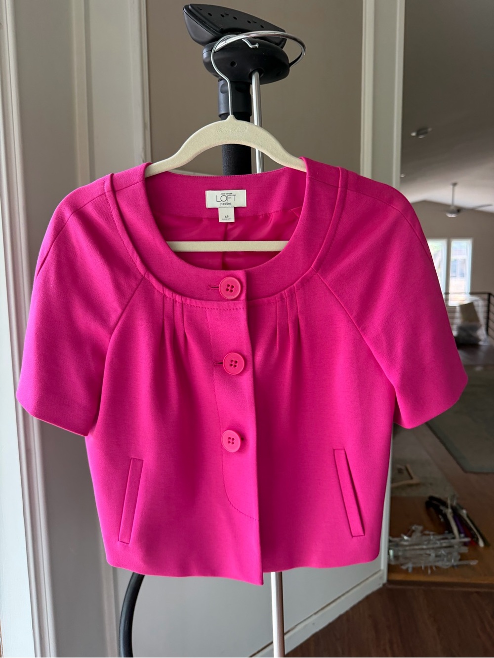 Ann Taylor LOFT Petites Fuchsia Cropped Jacket 6P